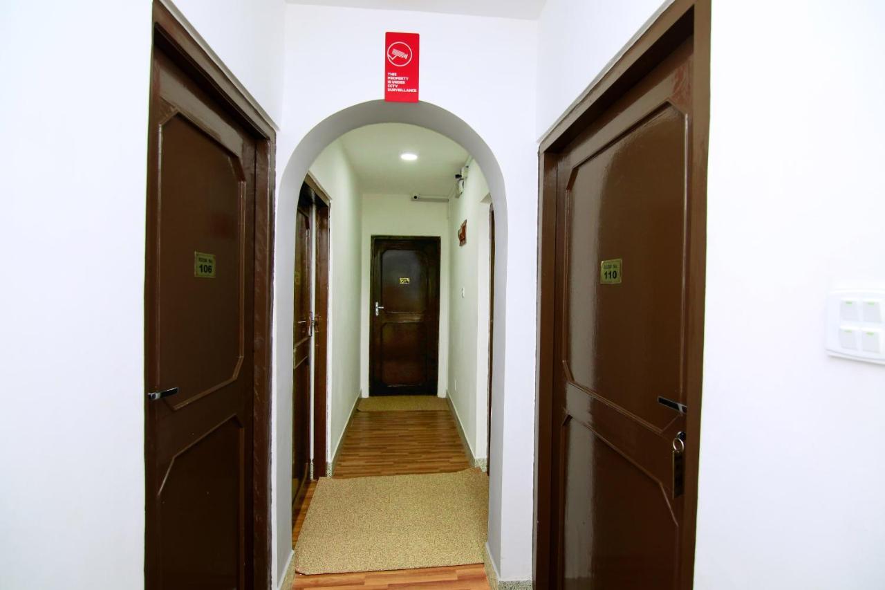 Oyo 104 Hotel Baltic Inn كاتماندو المظهر الخارجي الصورة