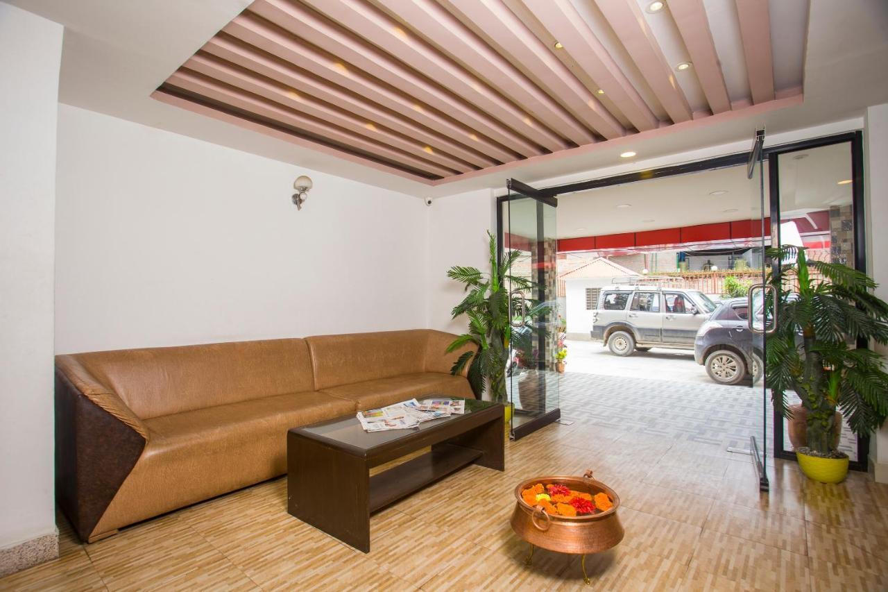 Oyo 104 Hotel Baltic Inn كاتماندو المظهر الخارجي الصورة