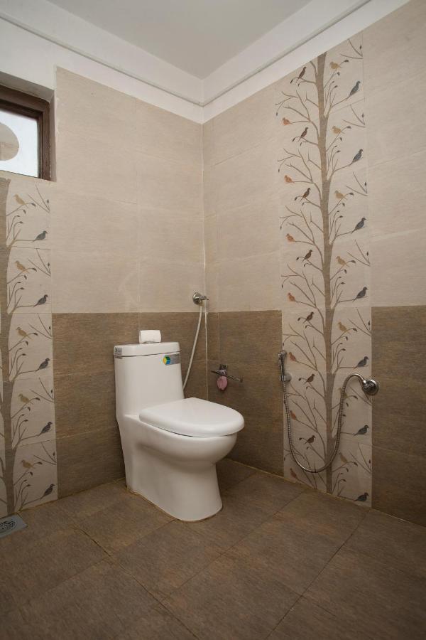 Oyo 104 Hotel Baltic Inn كاتماندو المظهر الخارجي الصورة
