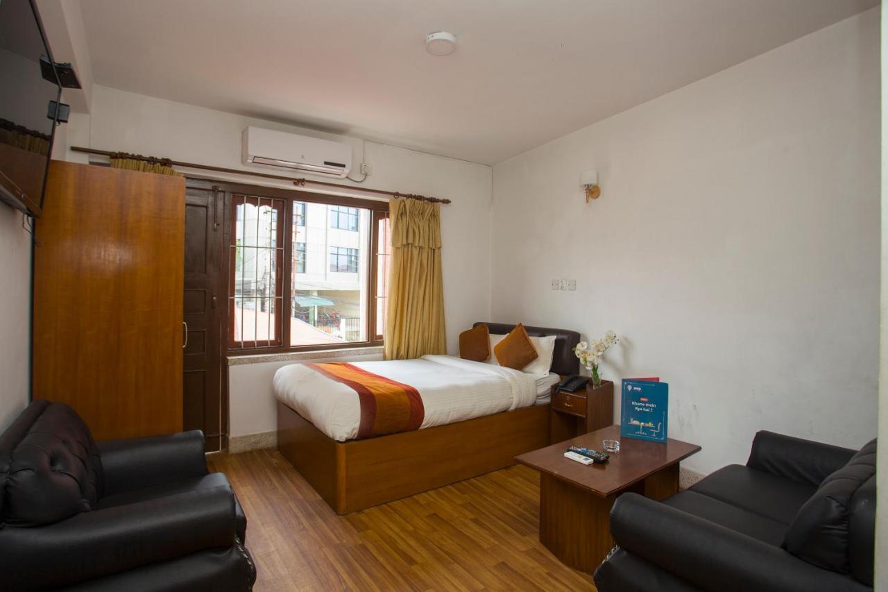 Oyo 104 Hotel Baltic Inn كاتماندو المظهر الخارجي الصورة